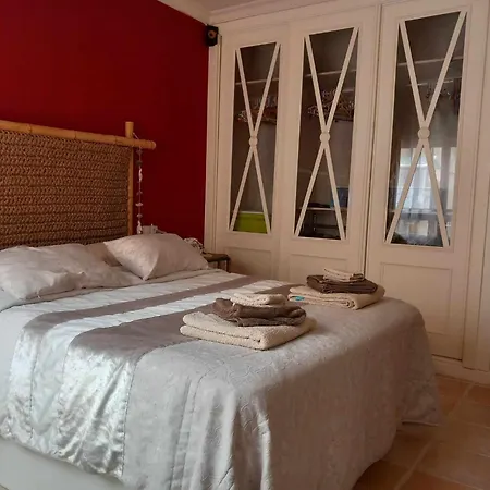 28 Villa