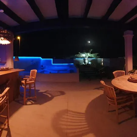 Villa 28