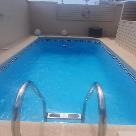 Vila 28 *